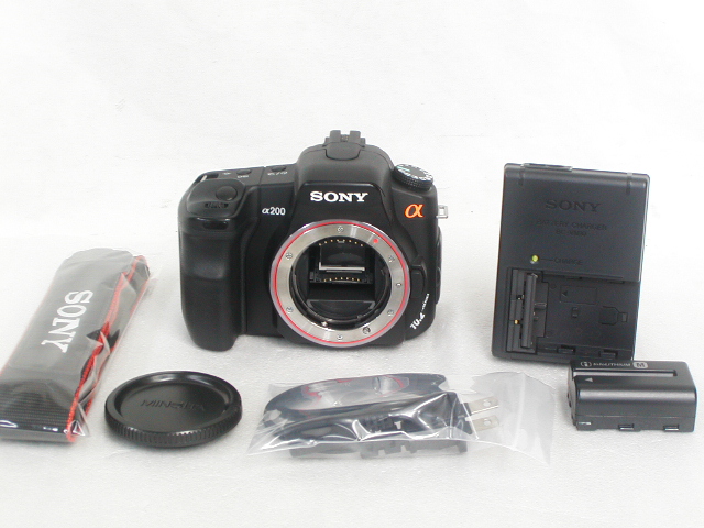 SONY α200 Body (DSLR-A200) 松坂屋カメラ：カメラファン | 中古