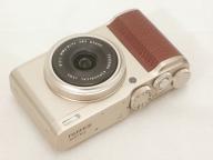 FUJIFILM XF10 (Champagne Gold)